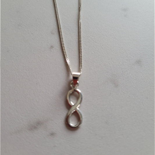 Sterling Silver necklace with infinity pendant